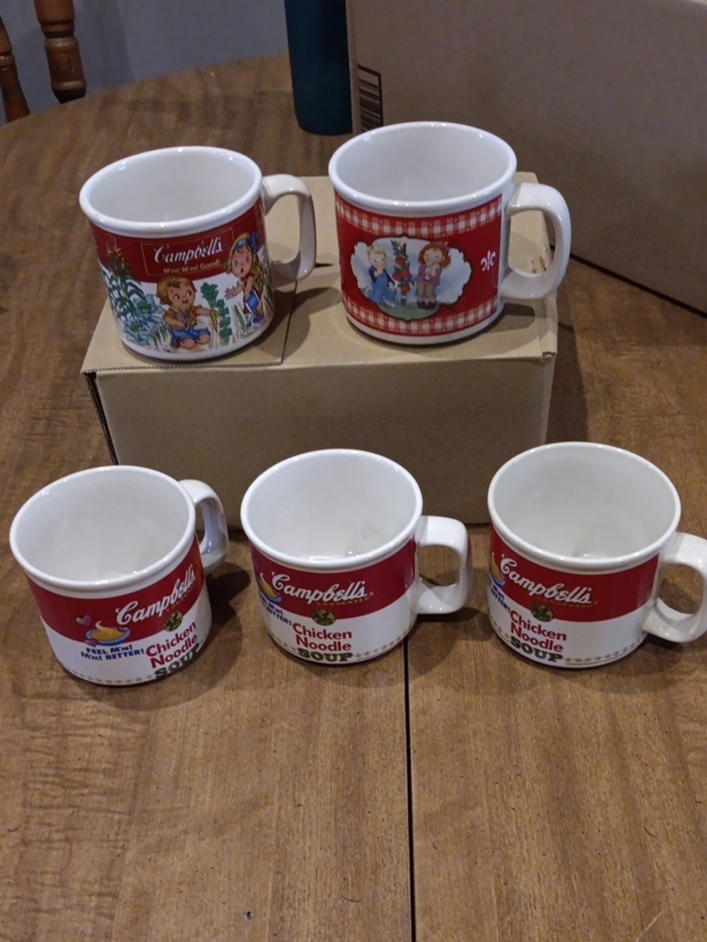 Red Soup-Themed Ceramic Mug Set - Red Campbells Soup
